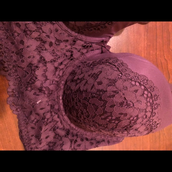 VS BRA - Picture 2 of 4